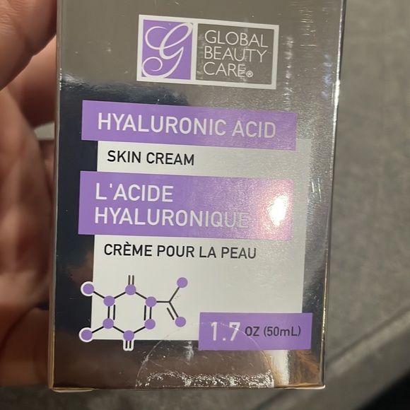 Global Beauty Care Hyaluronic Acid Skin Cream and Gel Mask set - Picture 7 of 11